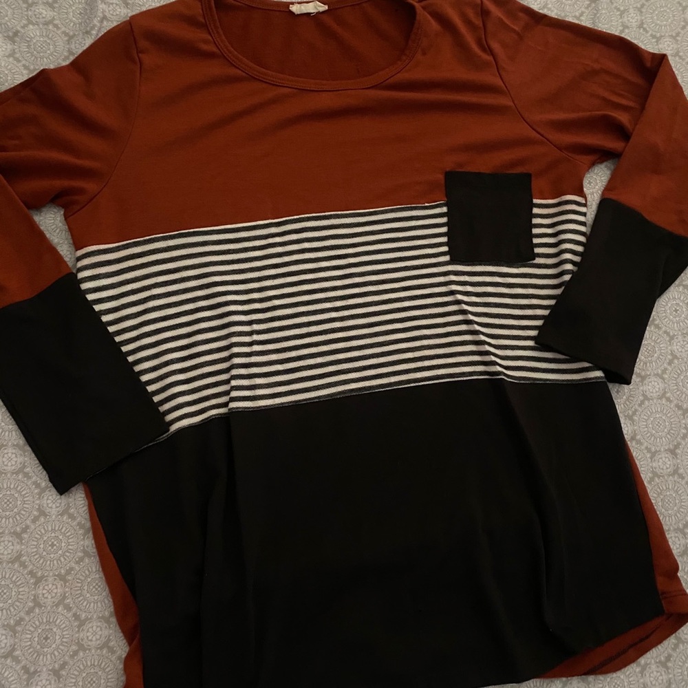 Women’s shirt
